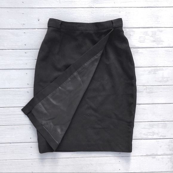 Vintage Burberry black wool wrap pencil skirt 6 - Picture 11 of 14